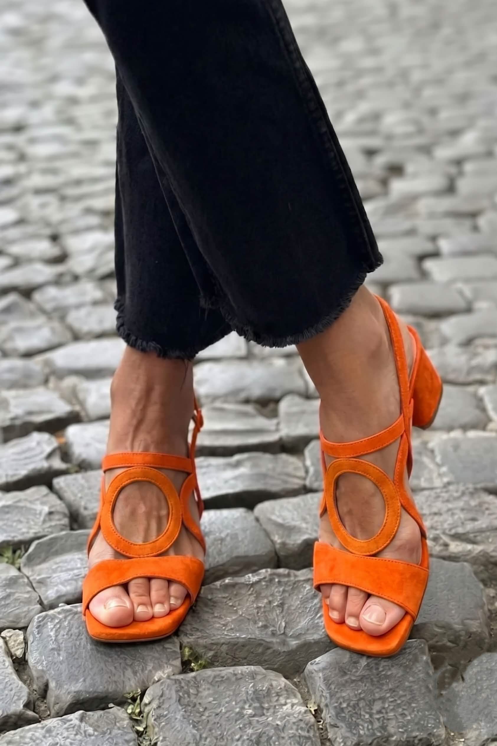 Valentina sandalen met rond sierdetail
