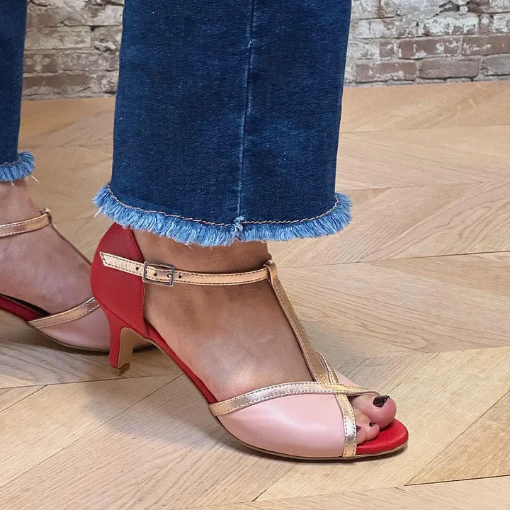 Elegante sandalen met T-bandje en enkelsluiting