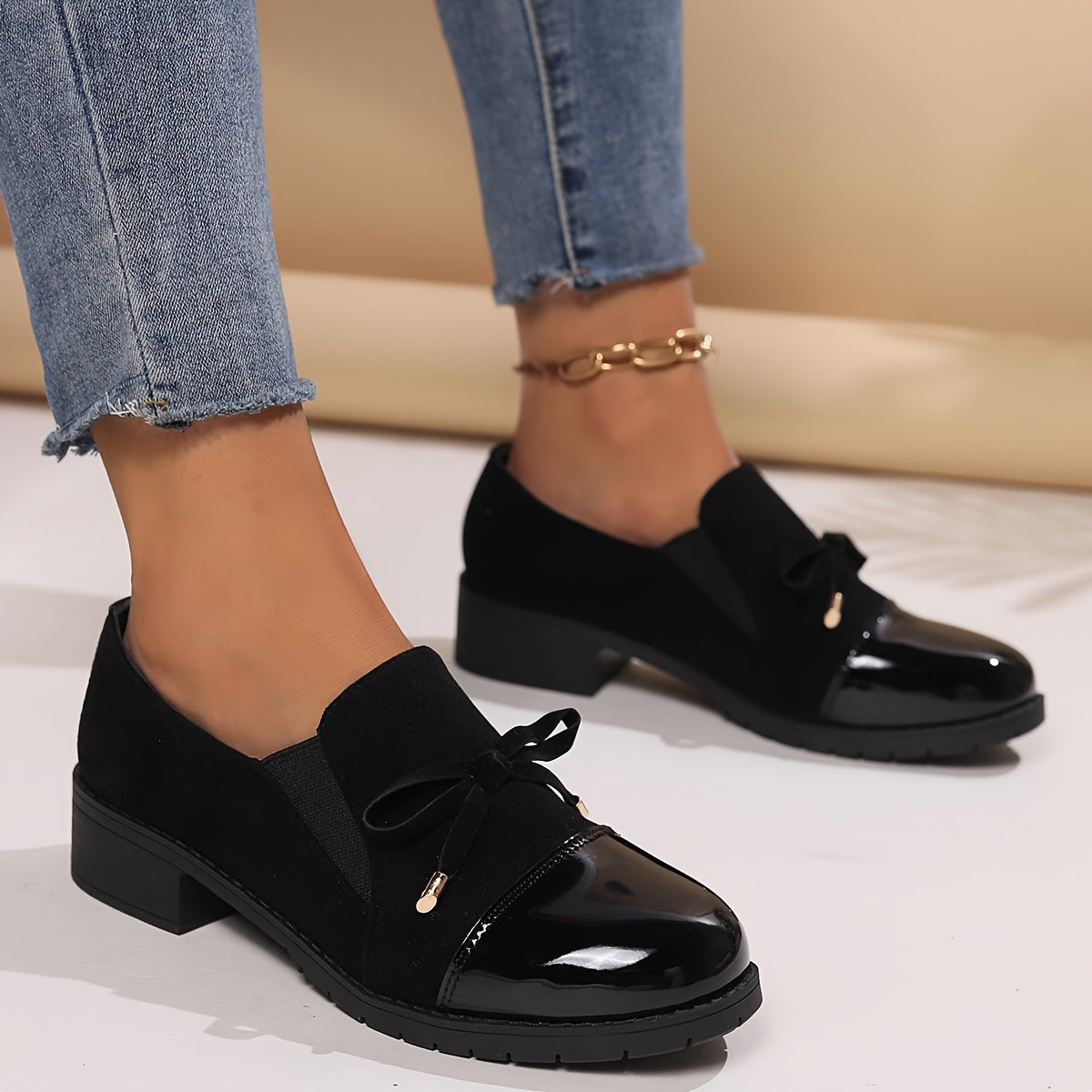 Camille | Comfortabele mocassins met lakneus