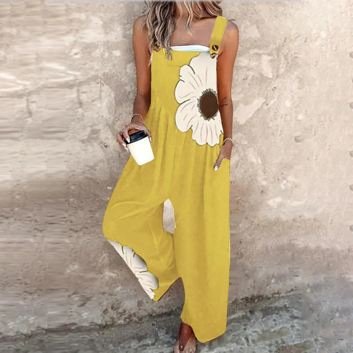 Carlijn jumpsuit met zonnebloemprint in geel