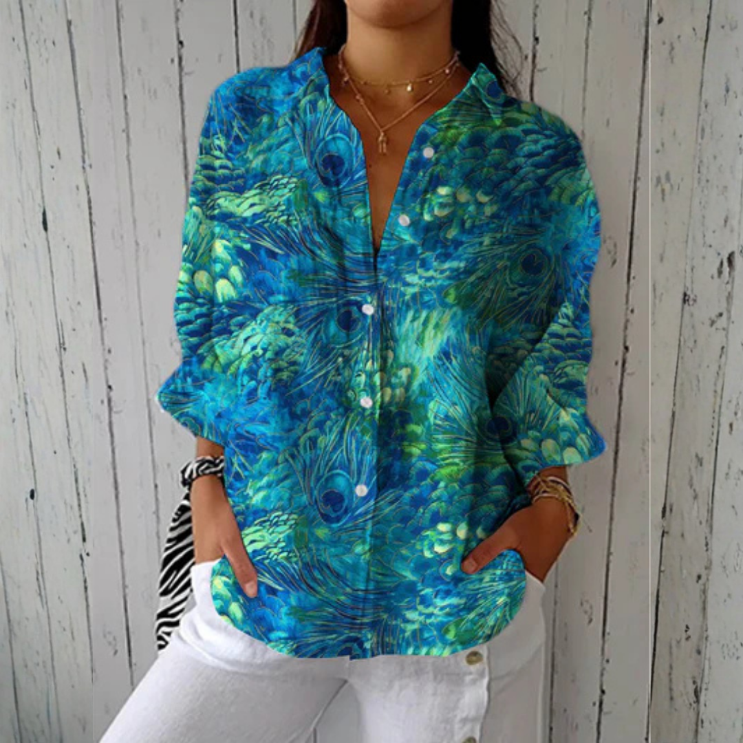 Diana | Blouse met sierlijke pauw