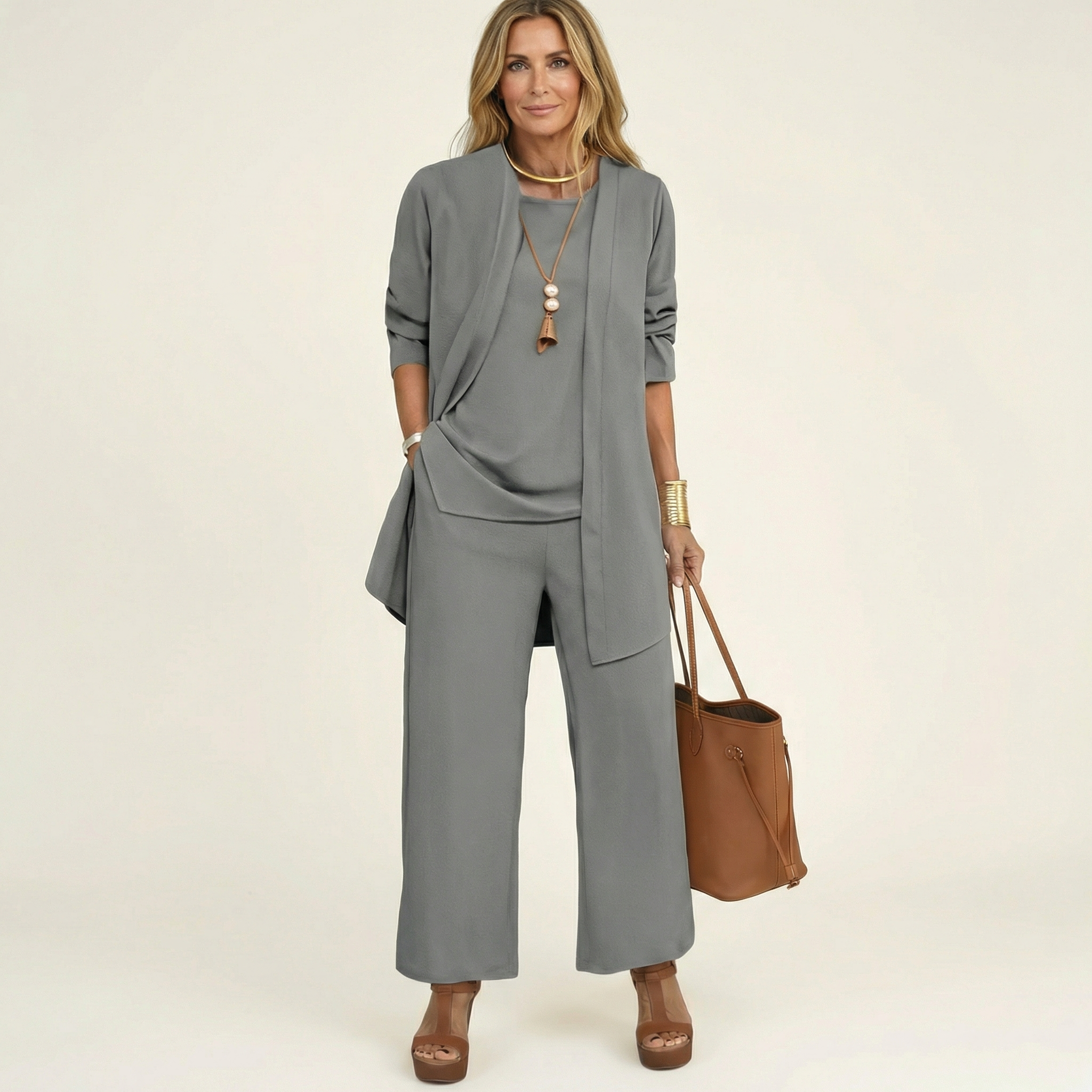 Marijne driedelige set met vest, top en wijde broek
