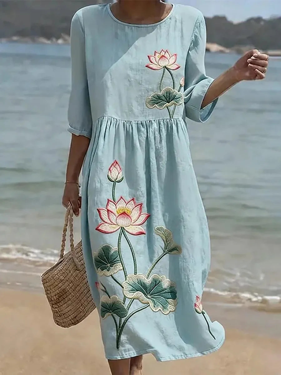Puck | Mintgroene strandjurk met lotusborduring