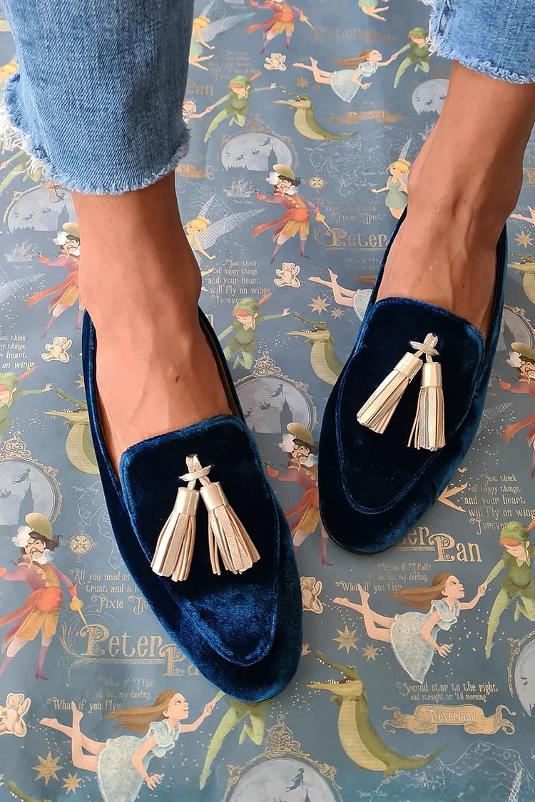 Donkerblauwe loafers met champagnekleurige kwastjes