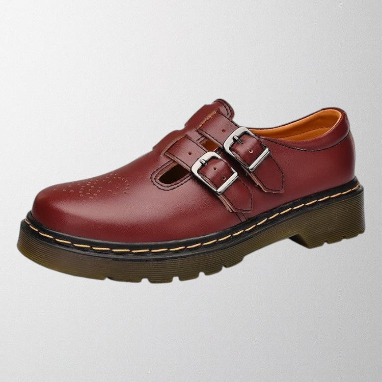 Hinke schoen met twee gespen