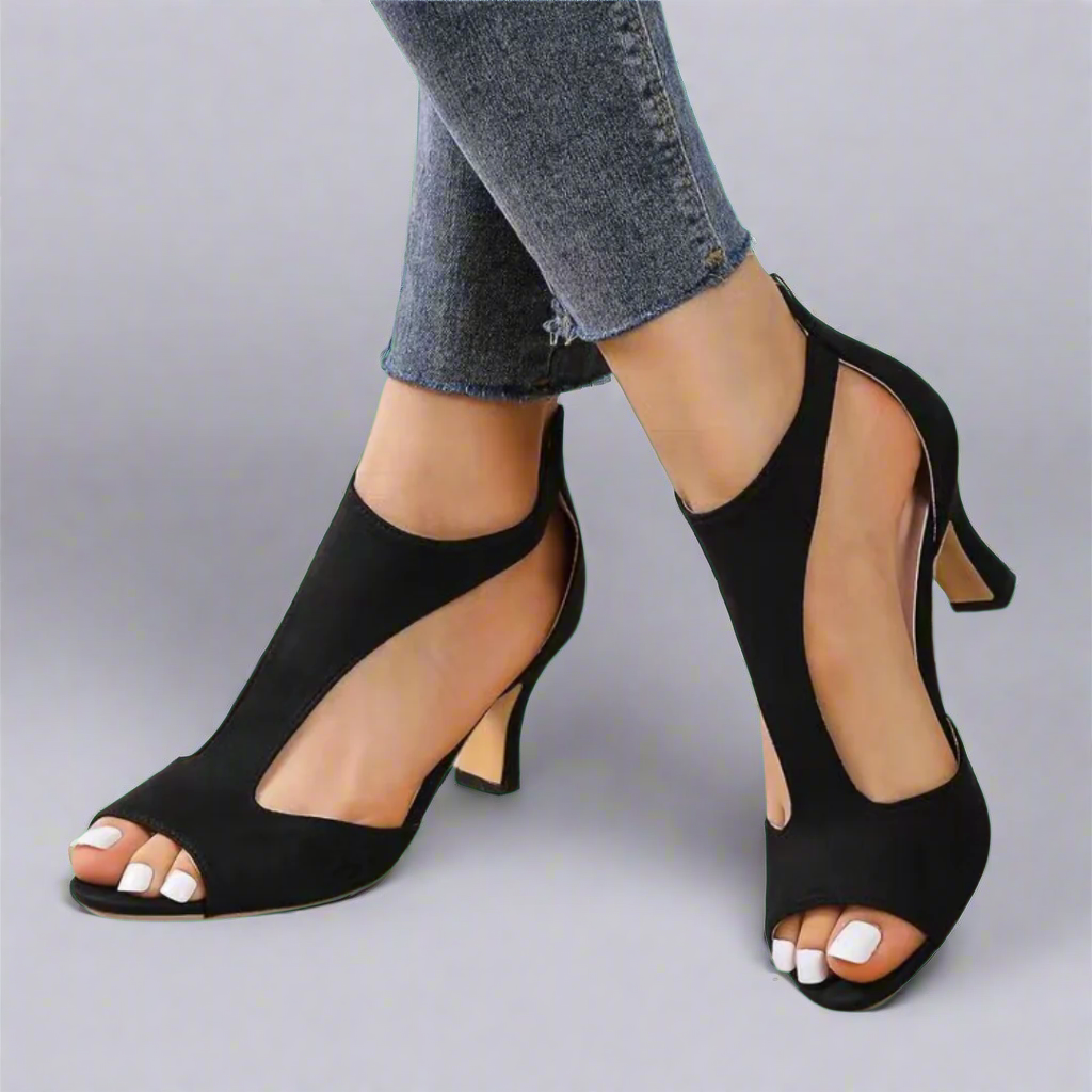 Sandalen met gebogen snit