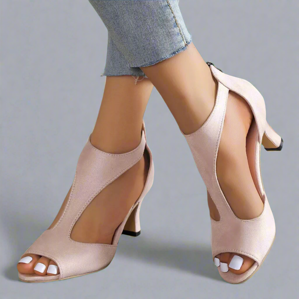Sandalen met gebogen snit