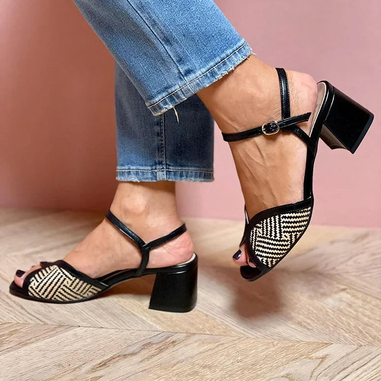 Gevlochten sandalen met brede hak