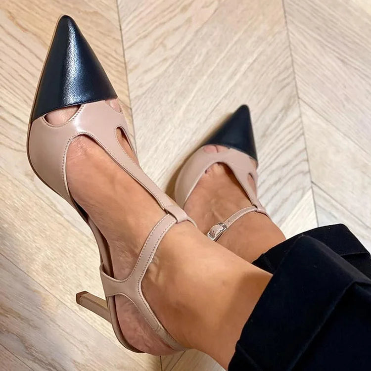 Tweekleurige pumps met bandje