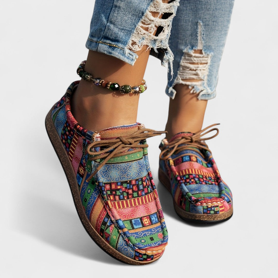 Betske sneaker met kleurrijke print