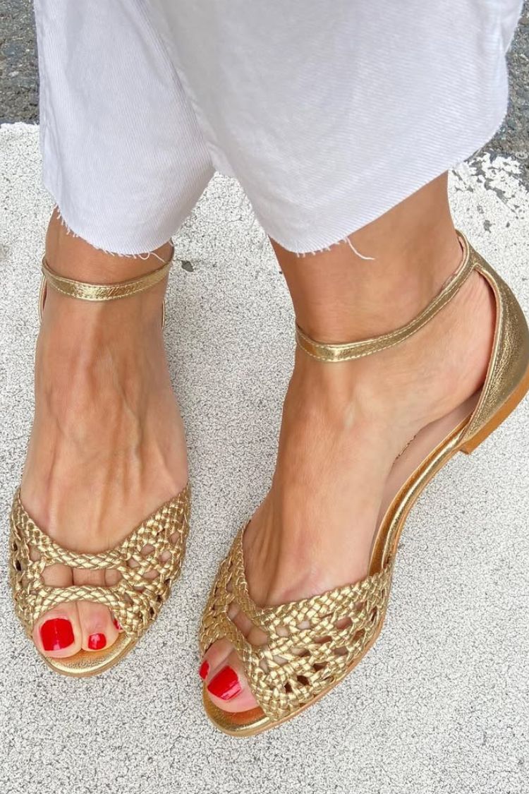Isadora gevlochten sandalen in goud