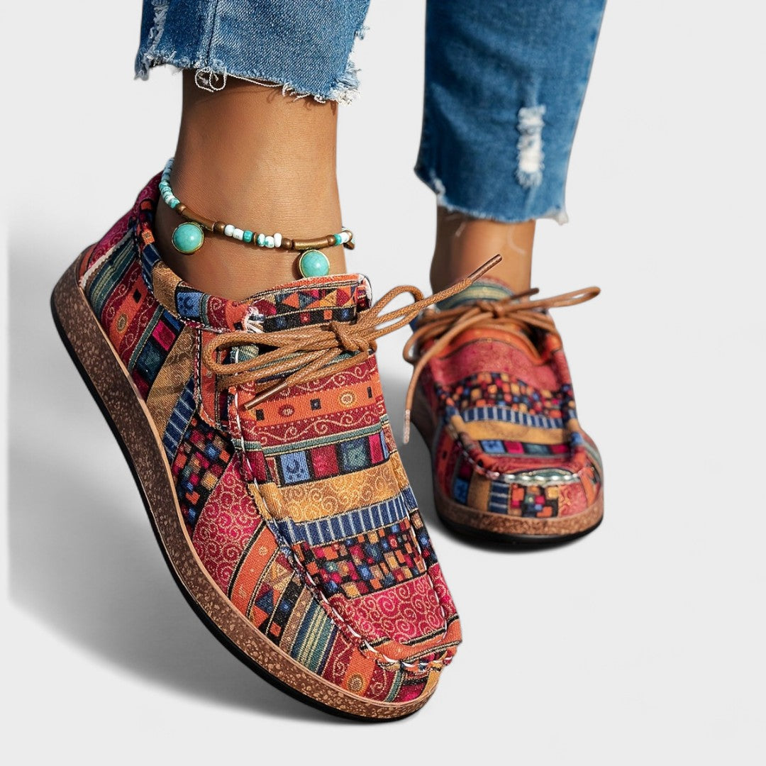 Betske sneaker met kleurrijke print