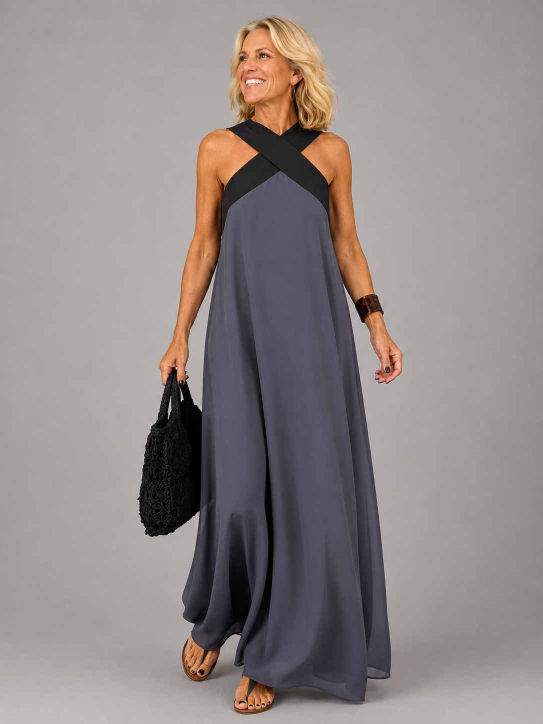 Velora™ | Cross Elegance Maxi Jurk