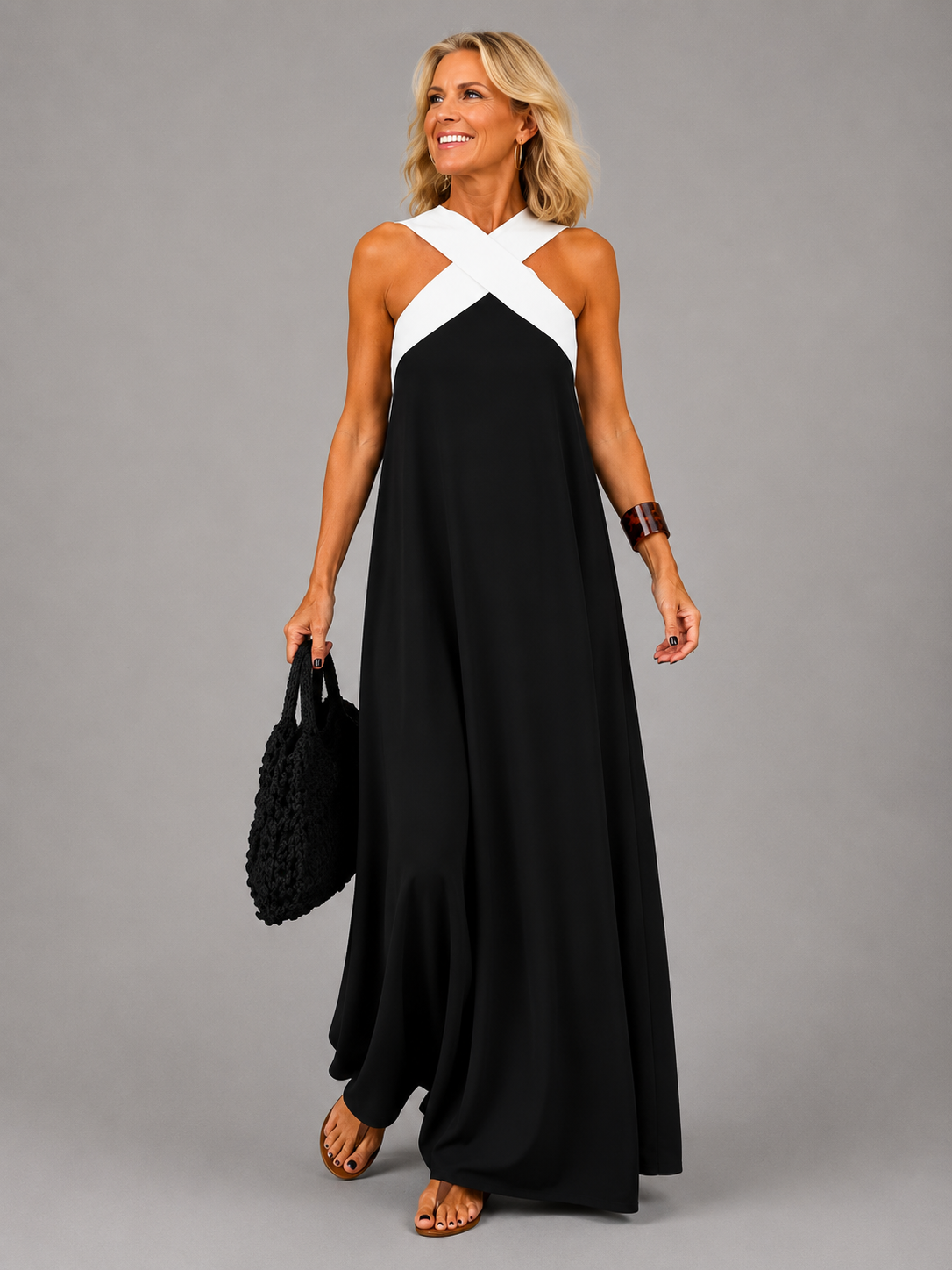Velora™ | Cross Elegance Maxi Jurk