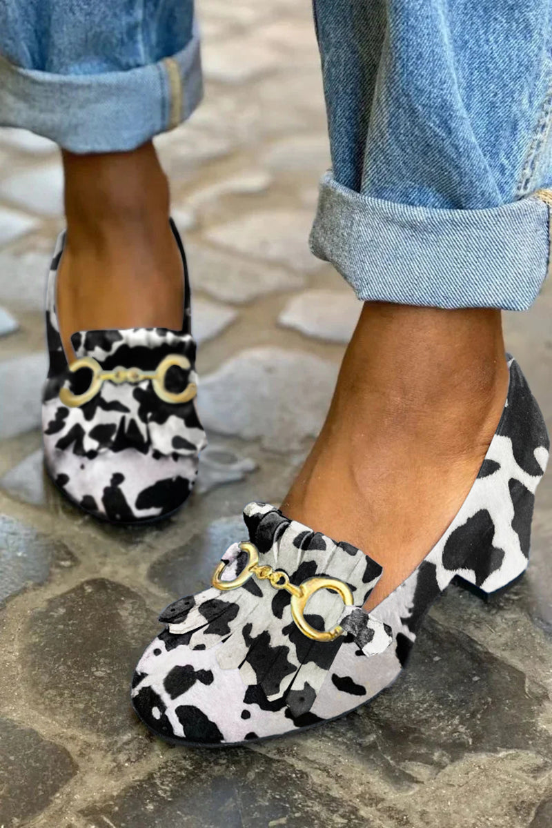Pumps met franjedetail en gouden gesp