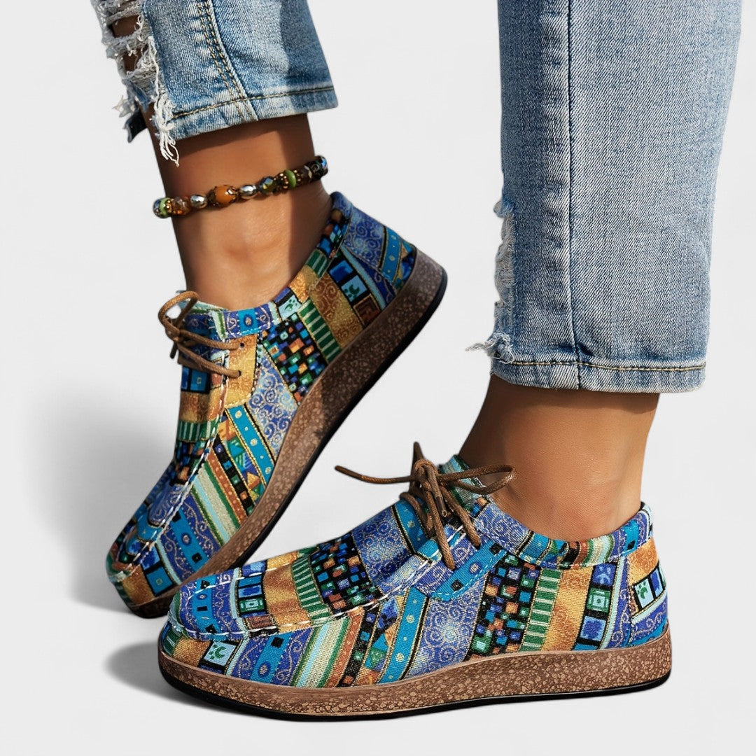 Betske sneaker met kleurrijke print