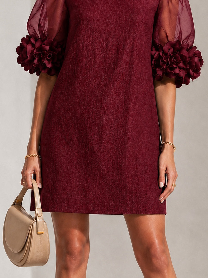 Bordeauxrode mini-jurk van organza met pofmouwen