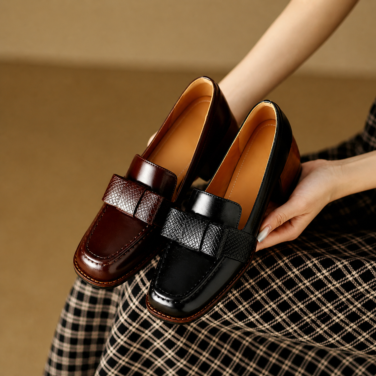 Contessa | Loafers met knoop en blokhak