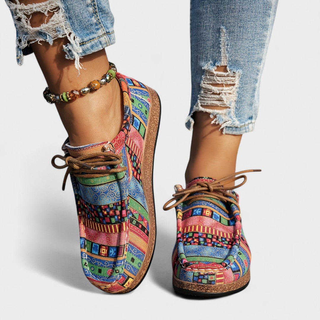 Betske sneaker met kleurrijke print