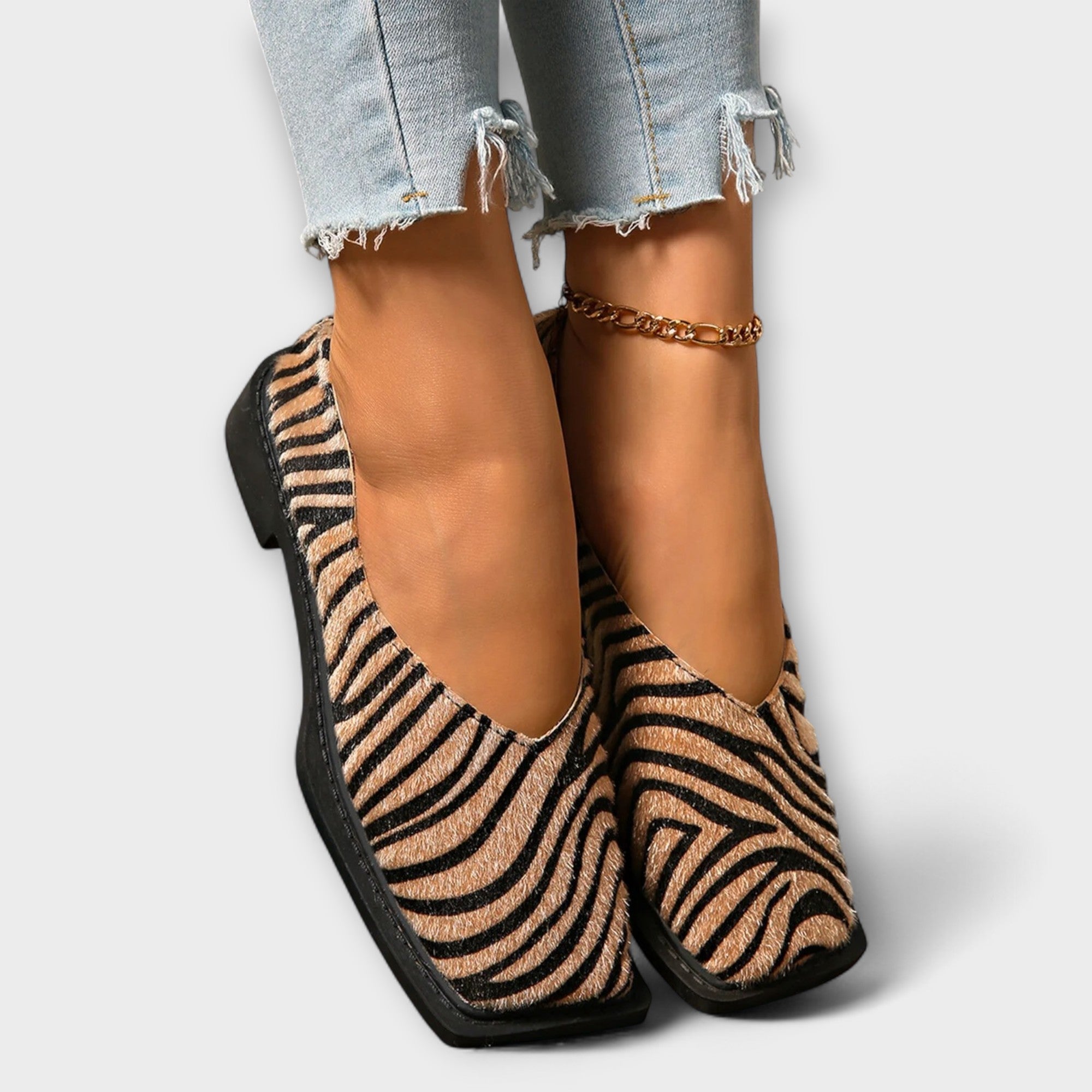 Dientje platte schoen met vierkante neus