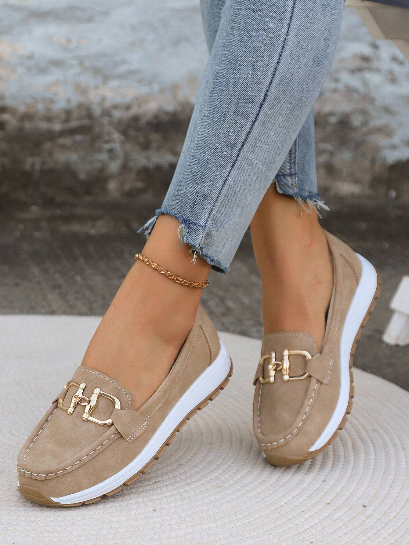 Ellie platte mocassins met gesp
