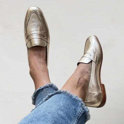 Hillary patchwork loafers detail