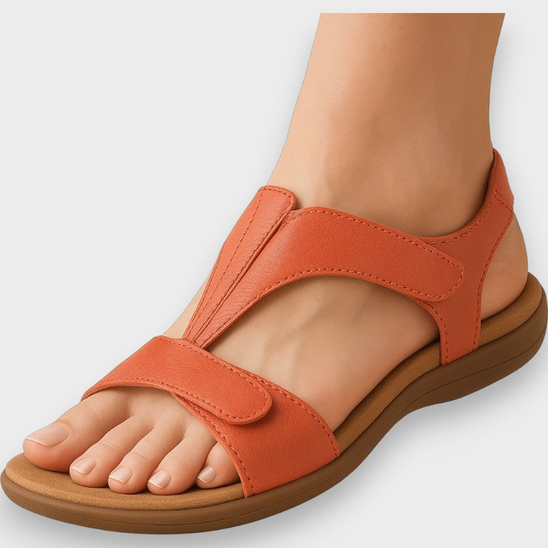 Wobke platte sandaal met gekruiste banden