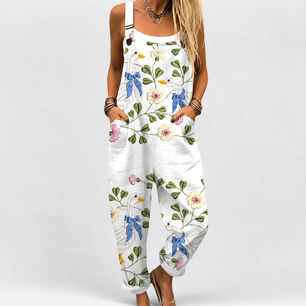 Mien witte jumpsuit met vlinders en bloemen
